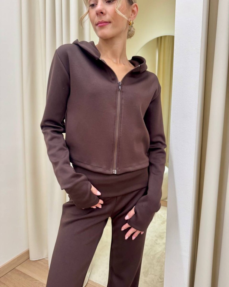 Felpa SMX crop zip e cappuccio cacao Susy Mix Shop Online Felpa SMX crop zip e cappuccio cacao Susy Mix