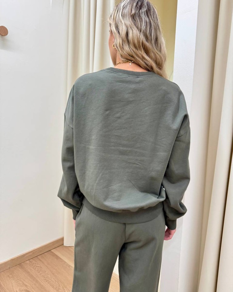 Completo felpa pantalone barrel militare Susy Mix Shop Online Completo felpa pantalone barrel militare Susy Mix