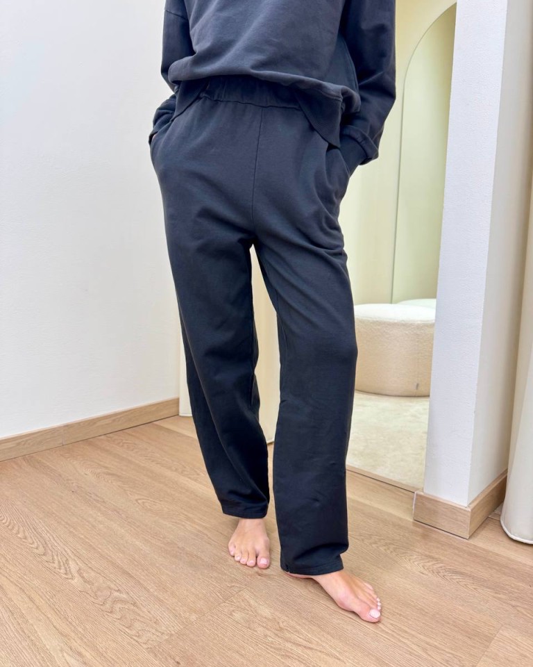 Completo felpa pantalone barrel nero Susy Mix Shop Online Completo felpa pantalone barrel nero Susy Mix