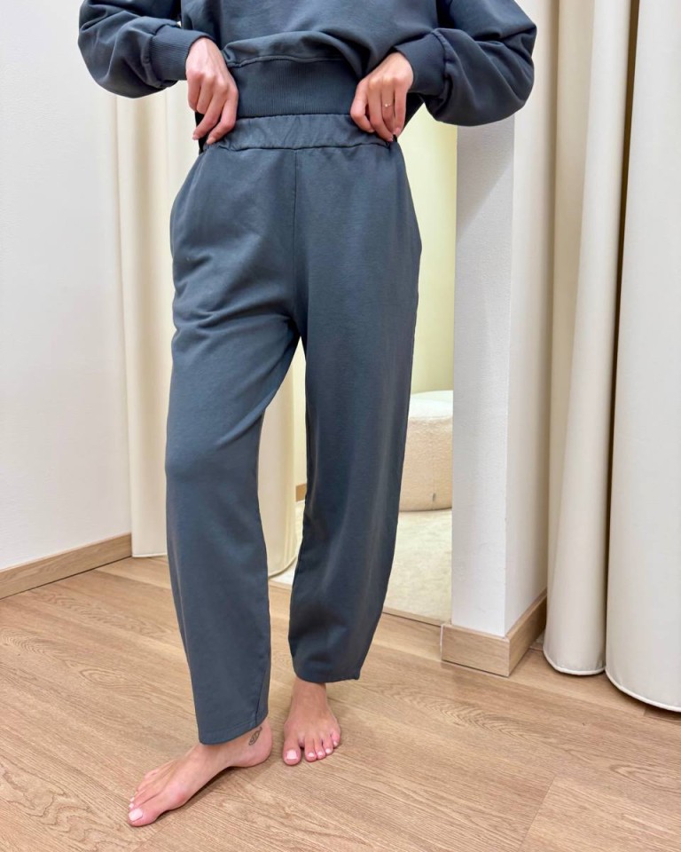 Completo felpa pantalone barrel grigio piombo Susy Mix Shop Online Completo felpa pantalone barrel grigio piombo Susy Mix
