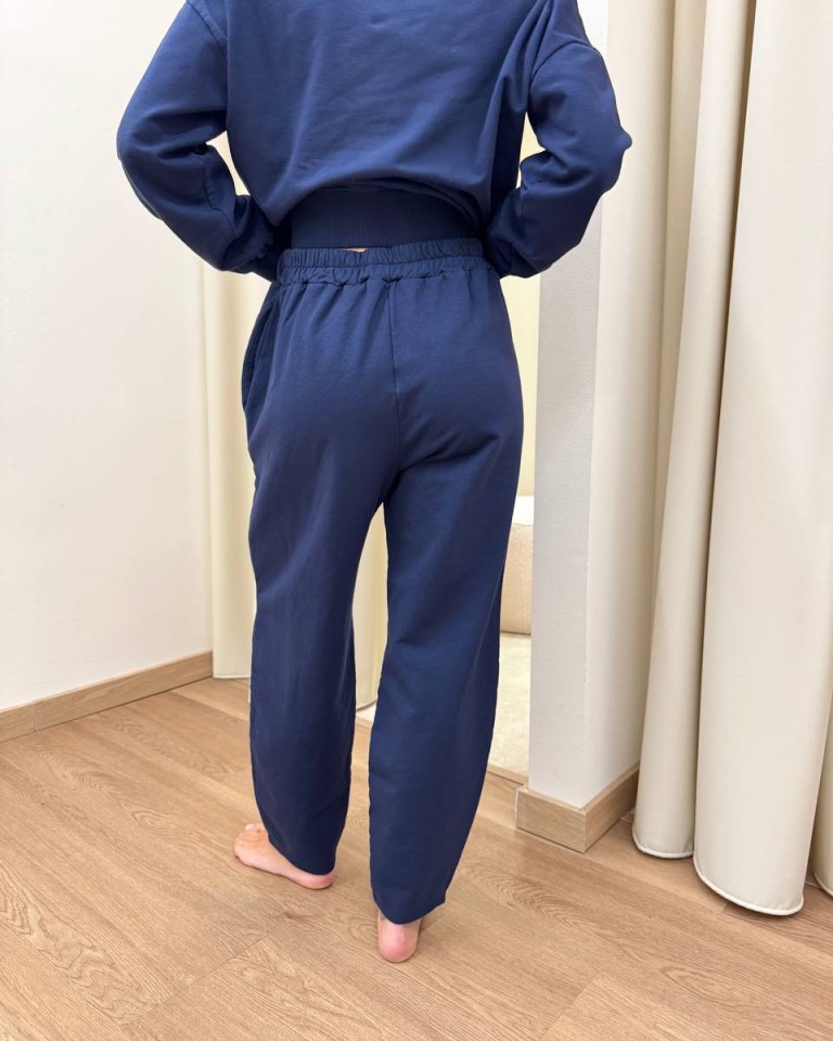 Completo felpa pantalone barrel blu Susy Mix Shop Online Completo felpa pantalone barrel blu Susy Mix