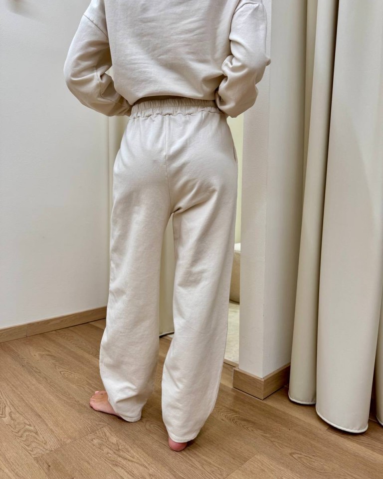 Completo felpa pantalone barrel burro Susy Mix Shop Online Completo felpa pantalone barrel burro Susy Mix