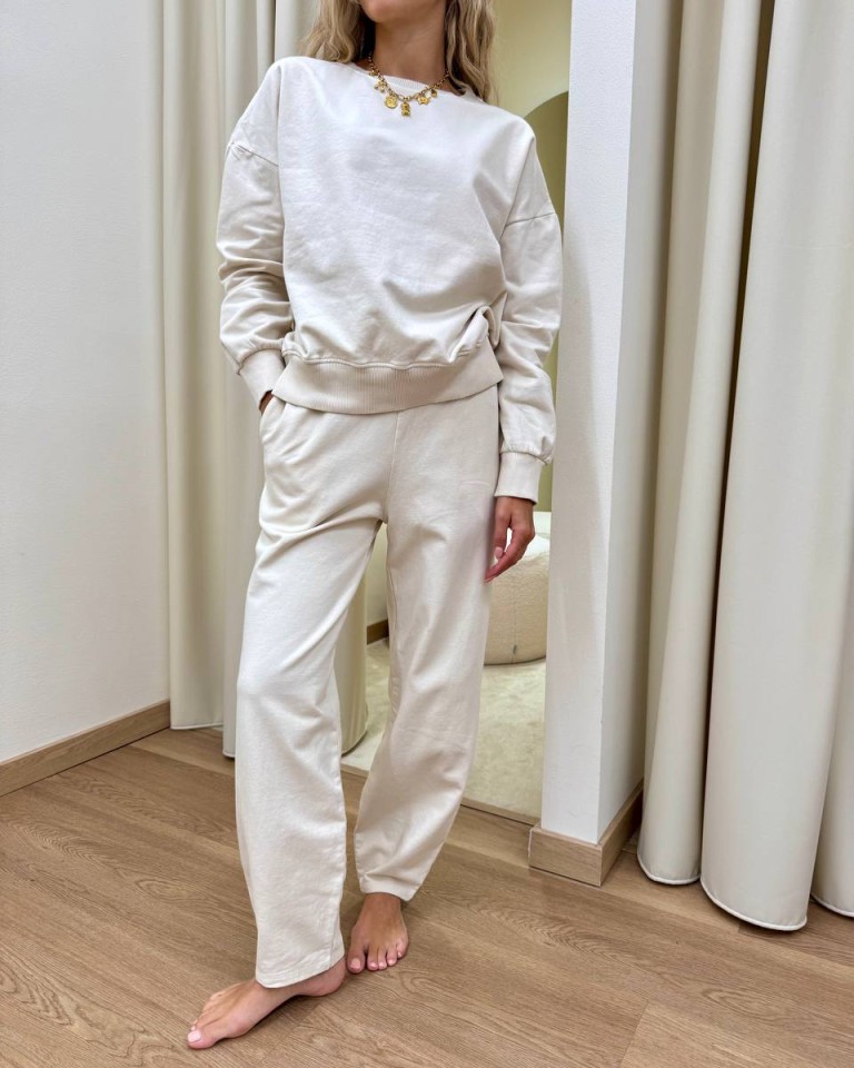 Completo felpa pantalone barrel burro Susy Mix Shop Online Completo felpa pantalone barrel burro Susy Mix