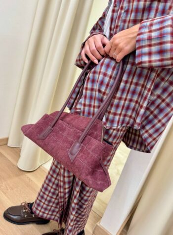 Shop Online Borsa baguette asimmetrica croco prugna