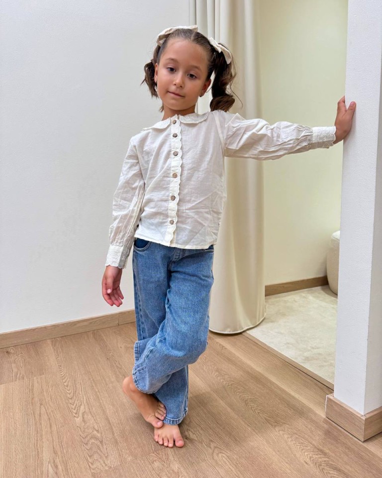 Camicia ricami polsi e collo burro Lil'Atelier Shop Online Camicia ricami polsi e collo burro Lil'Atelier