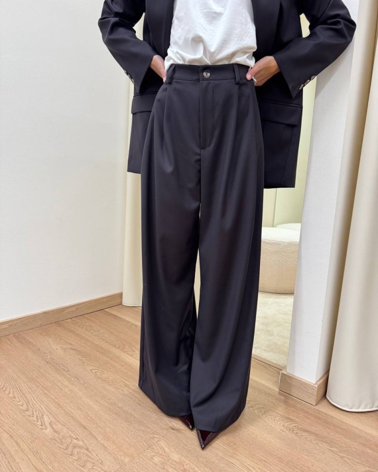 Pantalone palazzo con pinces moro HaveOne Shop Online Pantalone palazzo con pinces moro HaveOne
