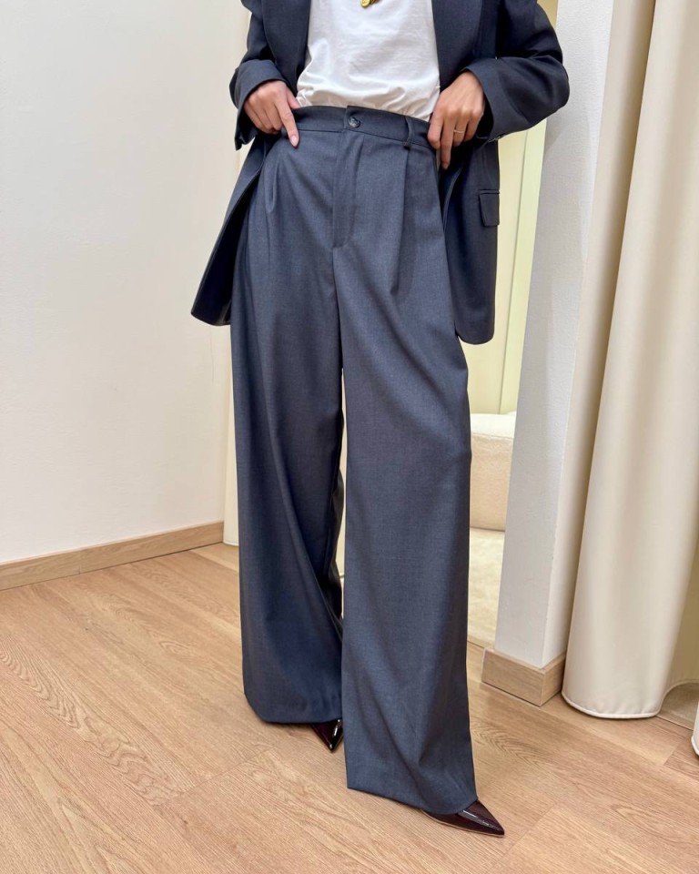 Pantalone palazzo con pinces grigio HaveOne Shop Online Pantalone palazzo con pinces grigio HaveOne