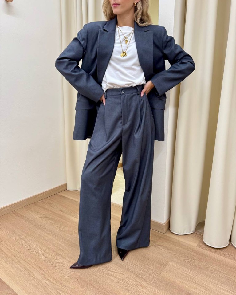 Pantalone palazzo con pinces grigio HaveOne Shop Online Pantalone palazzo con pinces grigio HaveOne