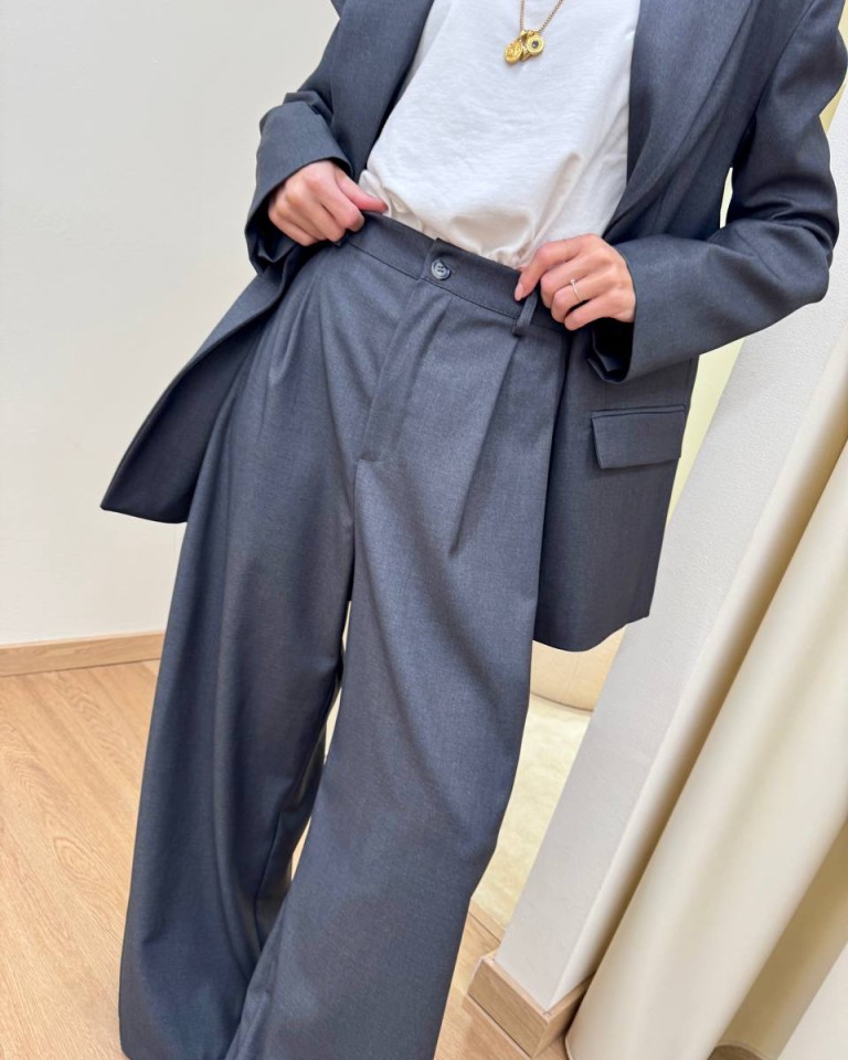 Pantalone palazzo con pinces grigio HaveOne Shop Online Pantalone palazzo con pinces grigio HaveOne