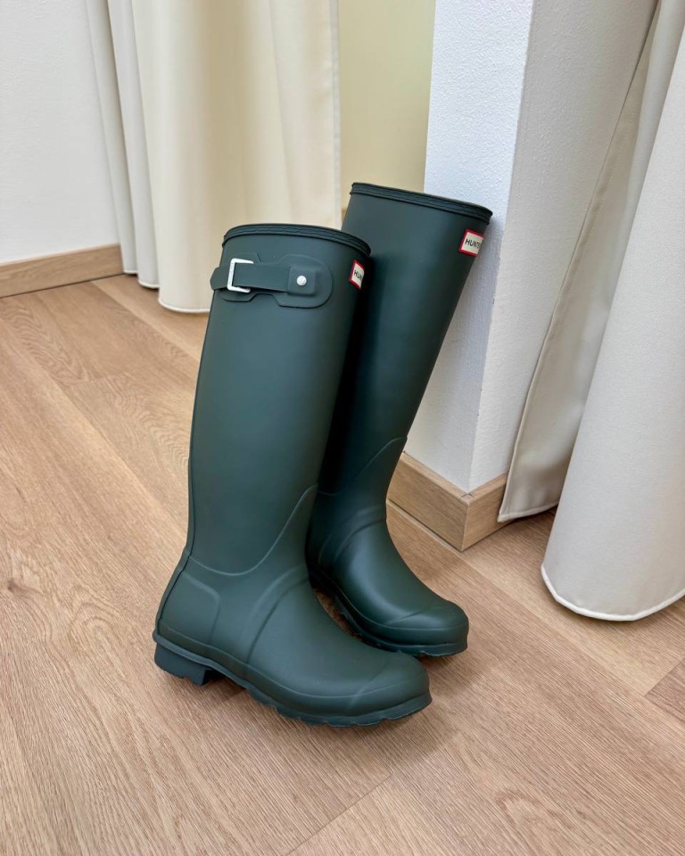 Stivale alto in gomma dark olive HUNTER Shop Online Stivale alto in gomma dark olive HUNTER