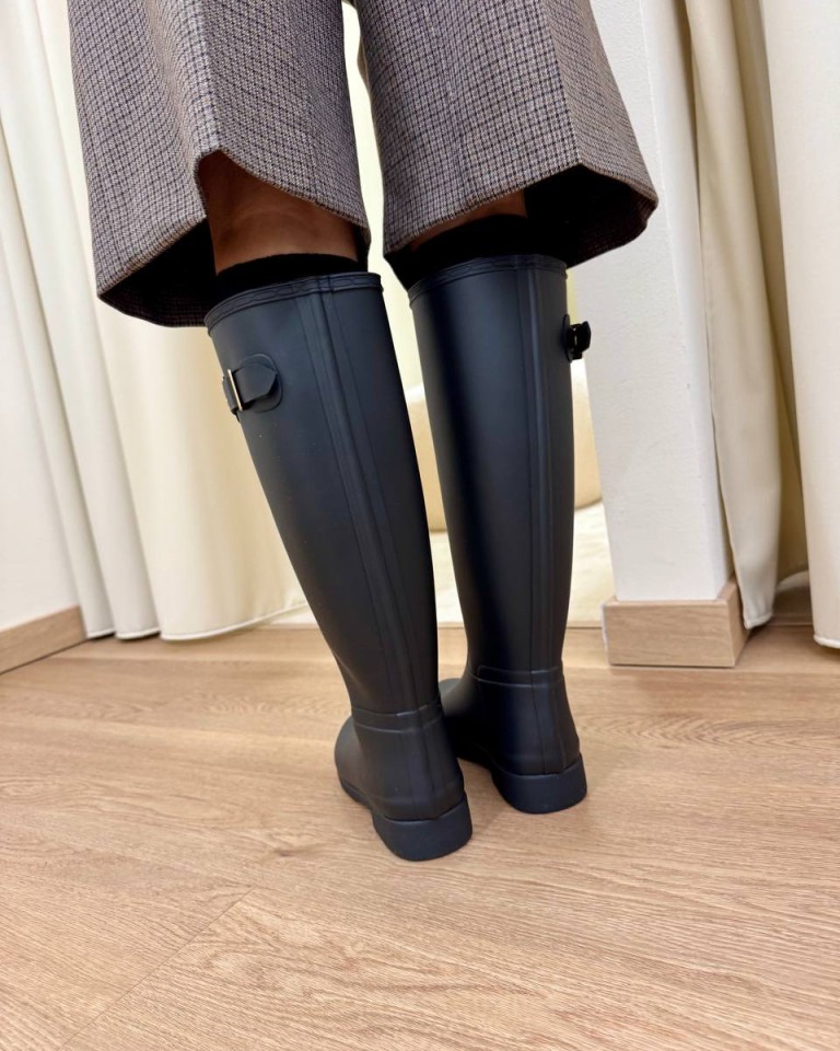 Stivale alto in gomma nero HUNTER Shop Online Stivale alto in gomma nero HUNTER