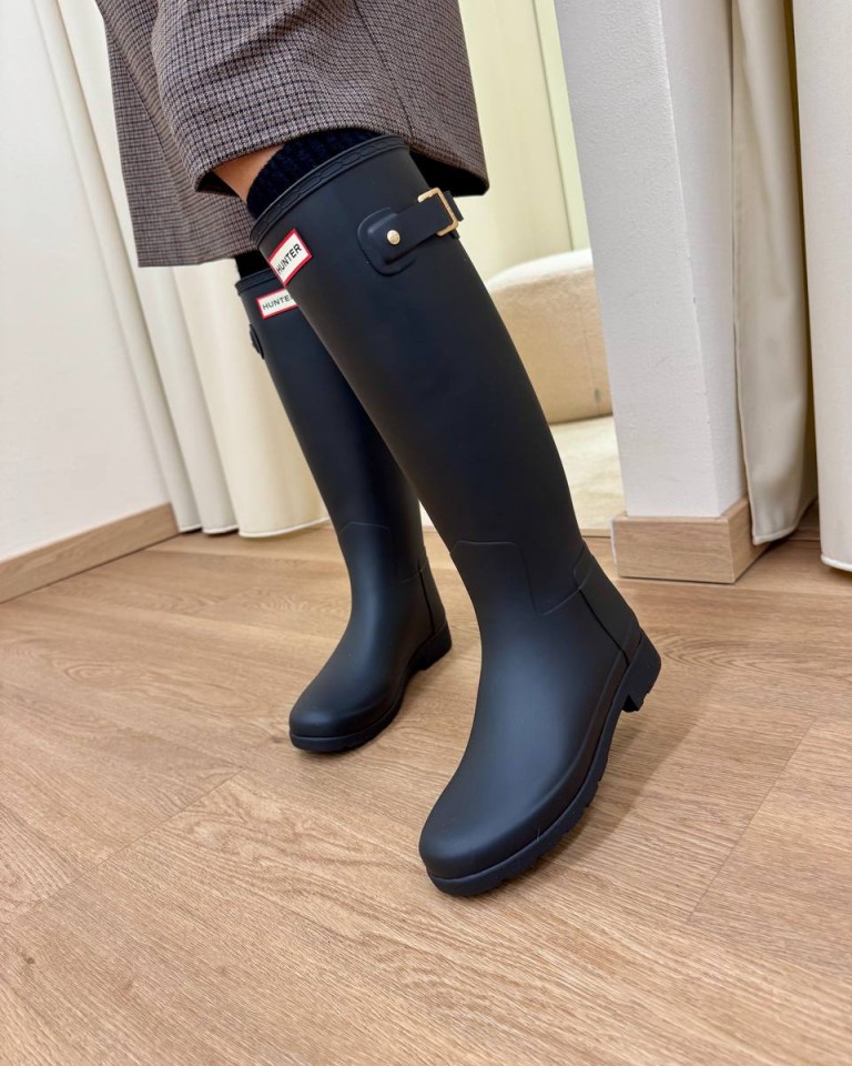 Stivale alto in gomma nero HUNTER Shop Online Stivale alto in gomma nero HUNTER