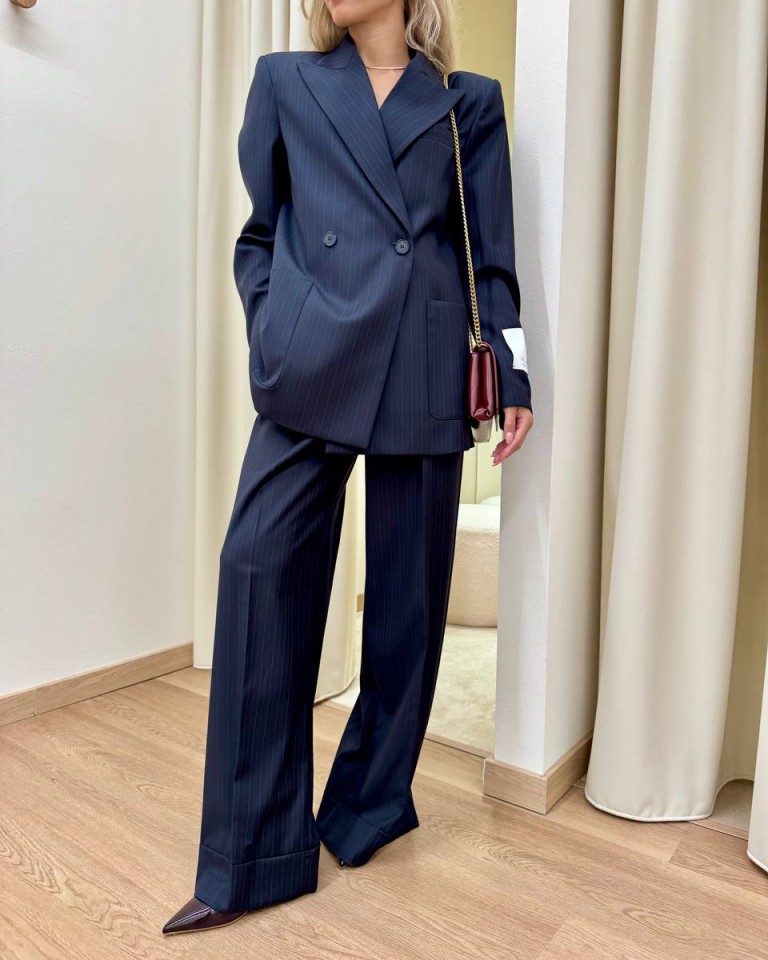 Pantalone palazzo con rovescia gessato blu Vicolo Shop Online Pantalone palazzo con rovescia gessato blu Vicolo