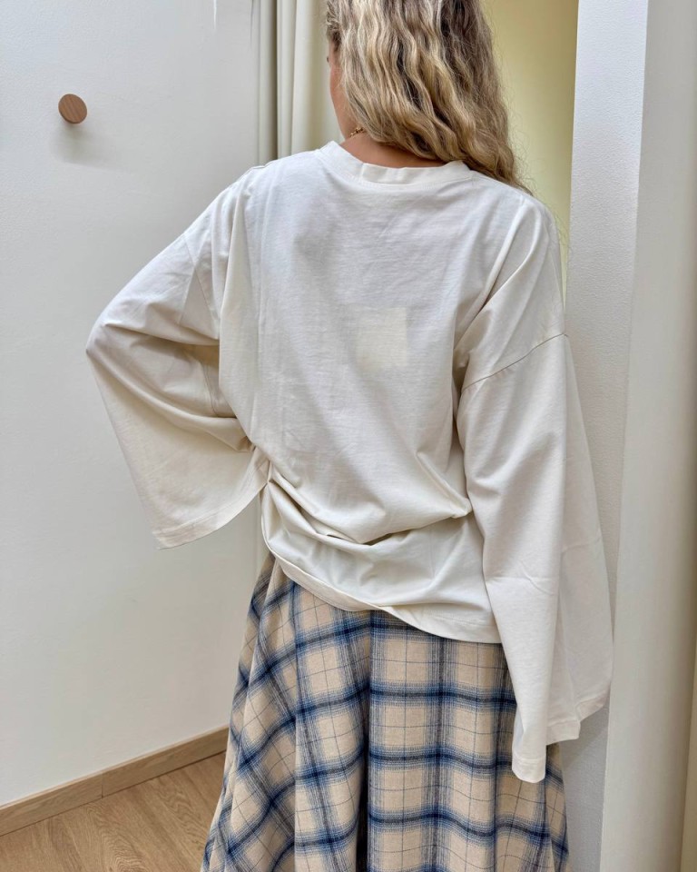 Maglia maxi maniche svasate burro Vicolo Shop Online Maglia maxi maniche svasate burro Vicolo