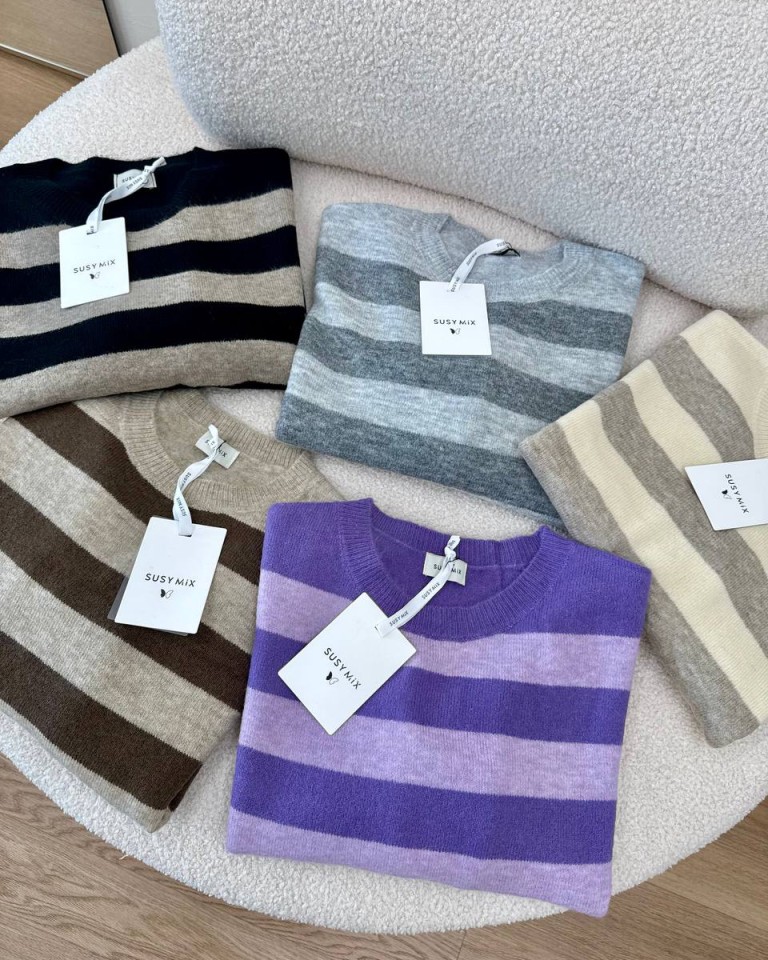 Maglione a righe crema e beige Susy Mix Shop Online Maglione a righe crema e beige Susy Mix