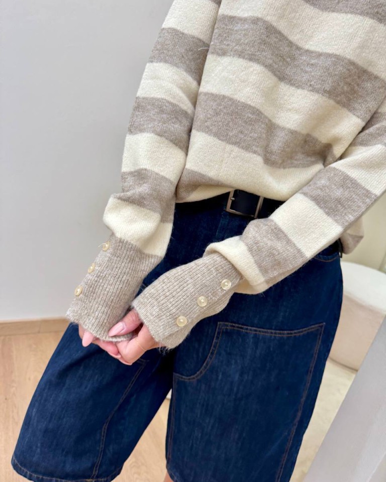 Maglione a righe crema e beige Susy Mix Shop Online Maglione a righe crema e beige Susy Mix