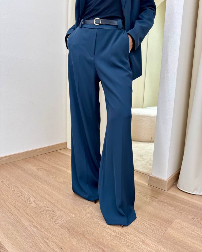 Pantalone palazzo fluido con cintura blu Susy Mix Shop Online Pantalone palazzo fluido con cintura blu Susy Mix