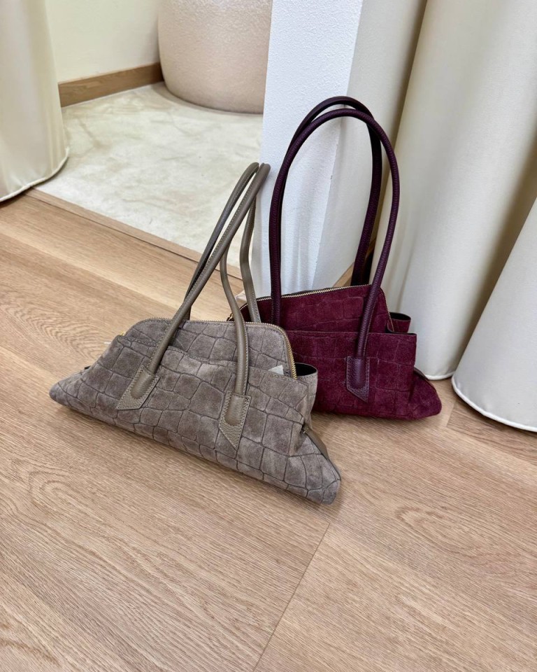 Borsa baguette asimmetrica croco tortora Shop Online Borsa baguette asimmetrica croco tortora
