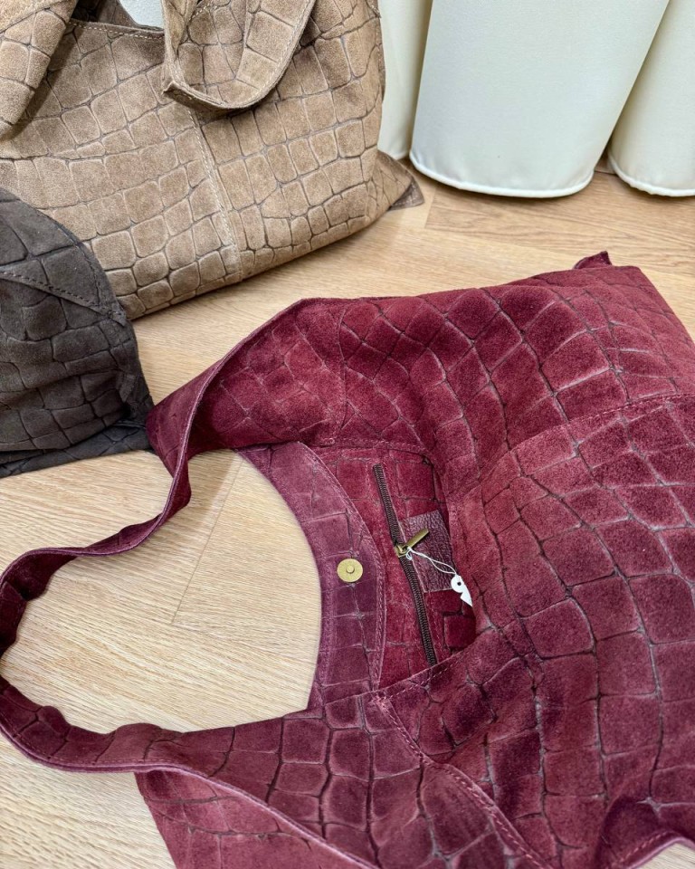 Borsa shopper vera pelle scamosciata croco vino Shop Online Borsa shopper vera pelle scamosciata croco vino