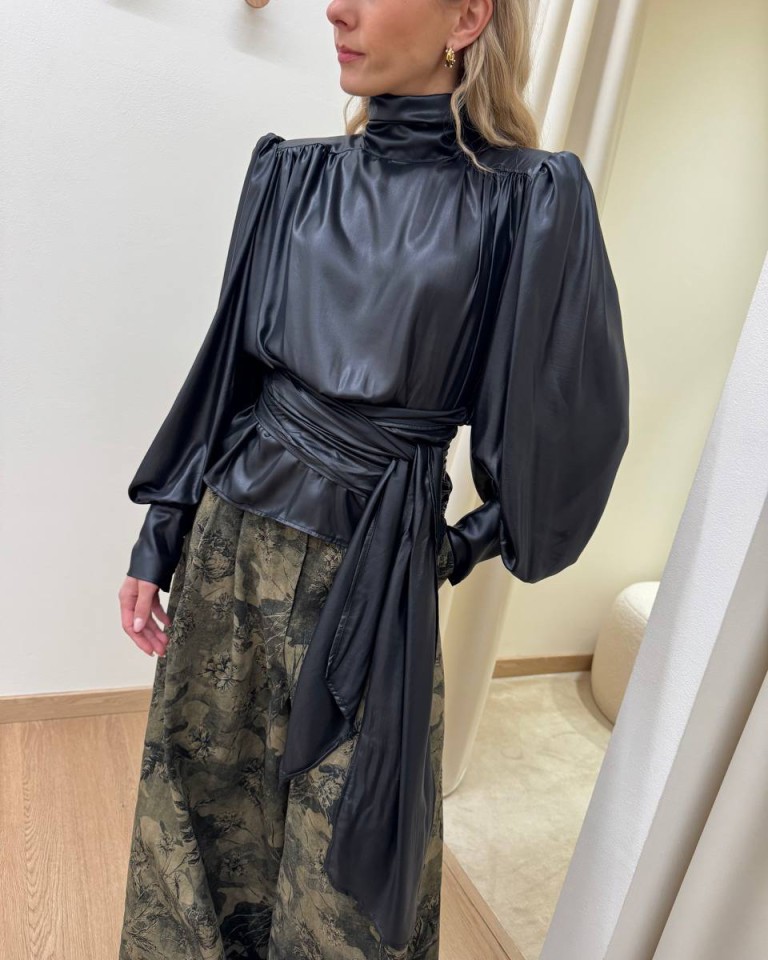 Blusa effetto laminato e fusciacca nera HaveOne Shop Online Blusa effetto laminato e fusciacca nera HaveOne