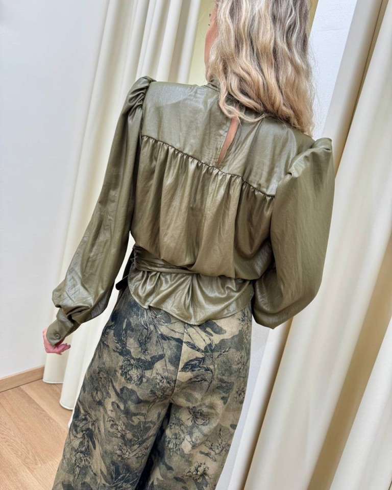 Blusa effetto laminato e fusciacca militare HaveOne Shop Online Blusa effetto laminato e fusciacca militare HaveOne