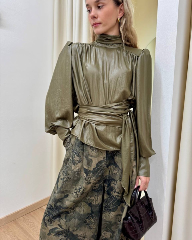 Blusa effetto laminato e fusciacca militare HaveOne Shop Online Blusa effetto laminato e fusciacca militare HaveOne