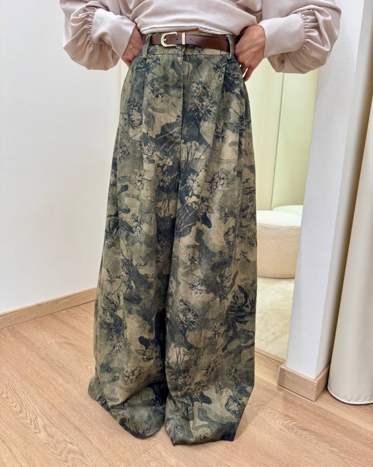 Jeans fantasia camouflage e floreale verde militare HaveOne Shop Online Jeans fantasia camouflage e floreale verde militare HaveOne