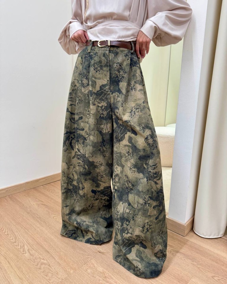 Jeans fantasia camouflage e floreale verde militare HaveOne Shop Online Jeans fantasia camouflage e floreale verde militare HaveOne