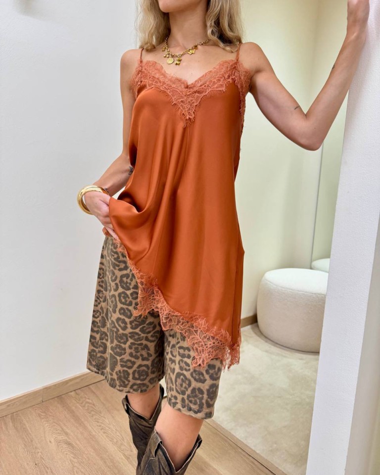 Top satin asimmetrico con pizzo ruggine HaveOne Shop Online Top satin asimmetrico con pizzo ruggine HaveOne