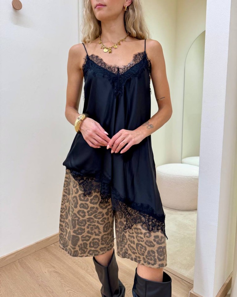 Top satin asimmetrico con pizzo nero HaveOne Shop Online Top satin asimmetrico con pizzo nero HaveOne