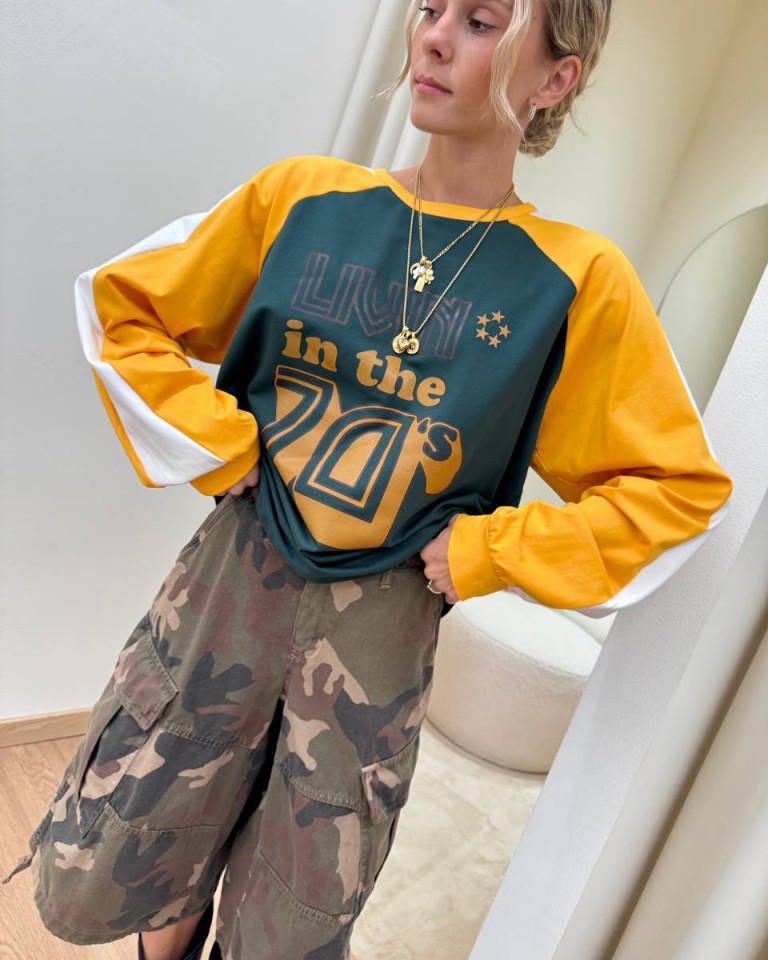 Maglia stampa "Livin in the 70's" verde e ocra HaveOne Shop Online Maglia stampa "Livin in the 70's" verde e ocra HaveOne