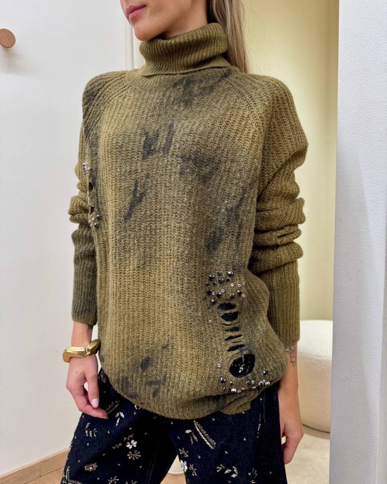 Maglione militare invecchiato rotture e borchie Souvenir Shop Online Maglione militare invecchiato rotture e borchie Souvenir
