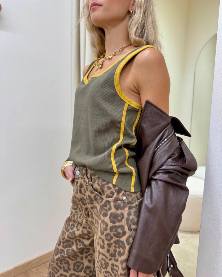Canotta bordi a contrasto verde militare e senape HaveOne Shop Online Canotta bordi a contrasto verde militare e senape HaveOne