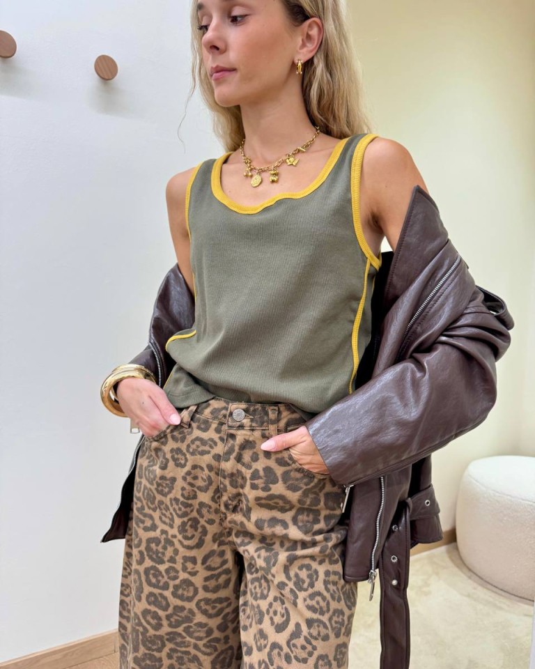 Canotta bordi a contrasto verde militare e senape HaveOne Shop Online Canotta bordi a contrasto verde militare e senape HaveOne