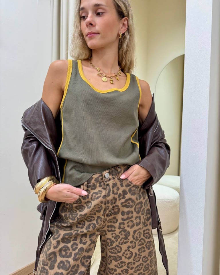 Canotta bordi a contrasto verde militare e senape HaveOne Shop Online Canotta bordi a contrasto verde militare e senape HaveOne
