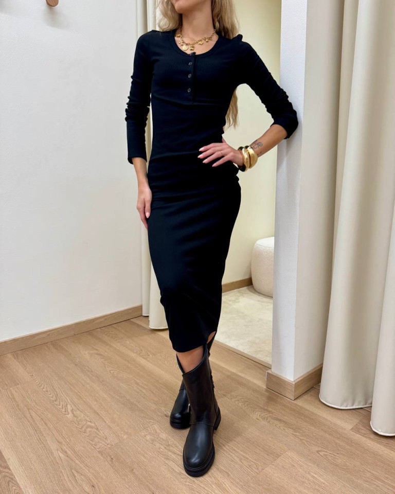 Vestito lungo in maglia a costine nero Vicolo Shop Online Vestito lungo in maglia a costine nero Vicolo