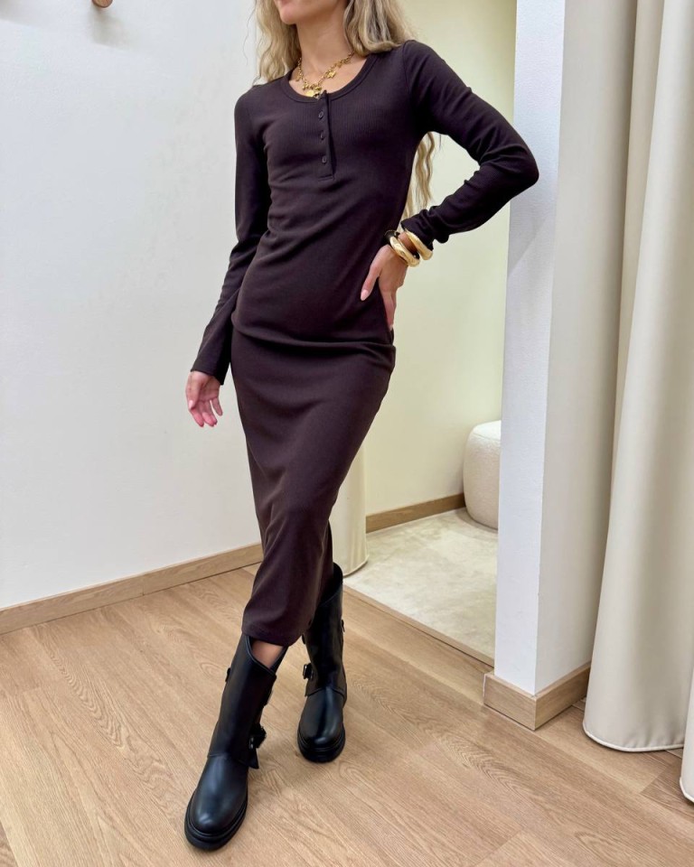 Vestito lungo in maglia a costine moro Vicolo Shop Online Vestito lungo in maglia a costine moro Vicolo