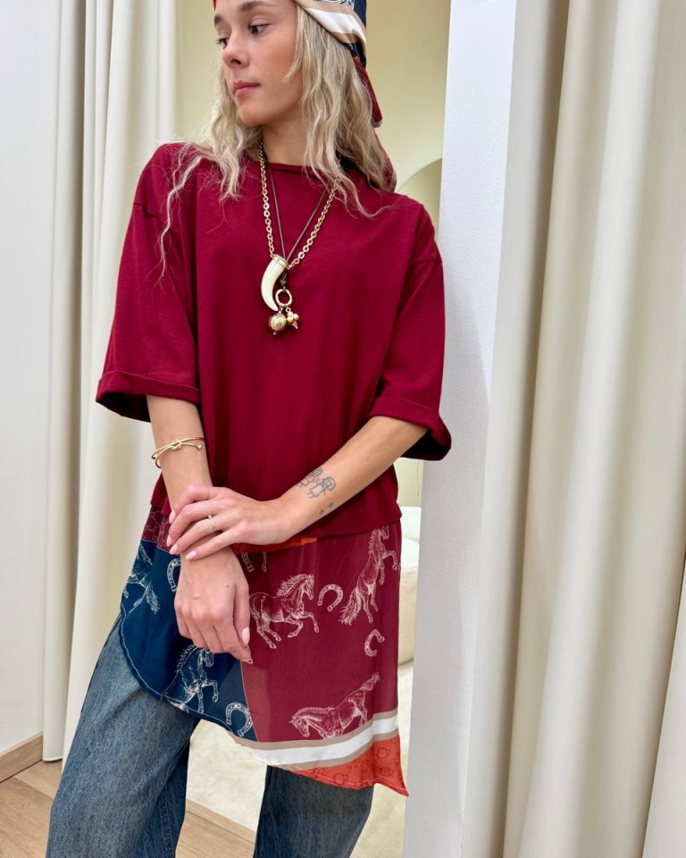T-shirt bordeaux inserto stampa equestrian Tensione In Shop Online T-shirt bordeaux inserto stampa equestrian Tensione In