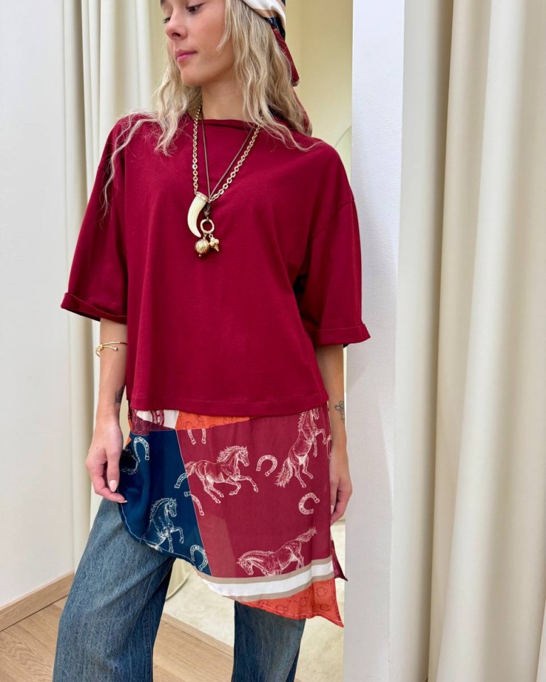 T-shirt bordeaux inserto stampa equestrian Tensione In Shop Online T-shirt bordeaux inserto stampa equestrian Tensione In