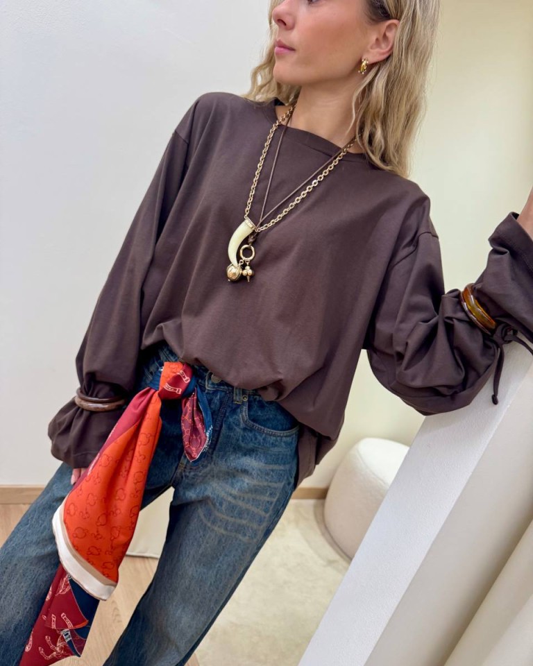 Maglia over maniche ampie con bracciali moro Tensione In Shop Online Maglia over maniche ampie con bracciali moro Tensione In