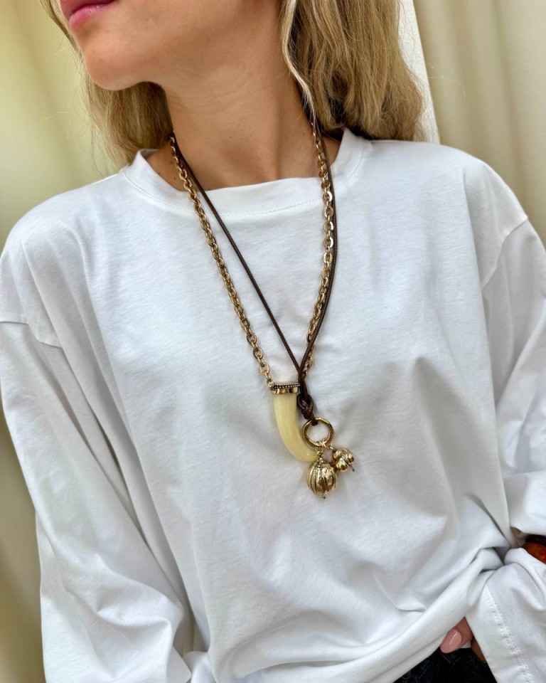 Collana doppia corda e catena con corno oro Shop Online Collana doppia corda e catena con corno oro