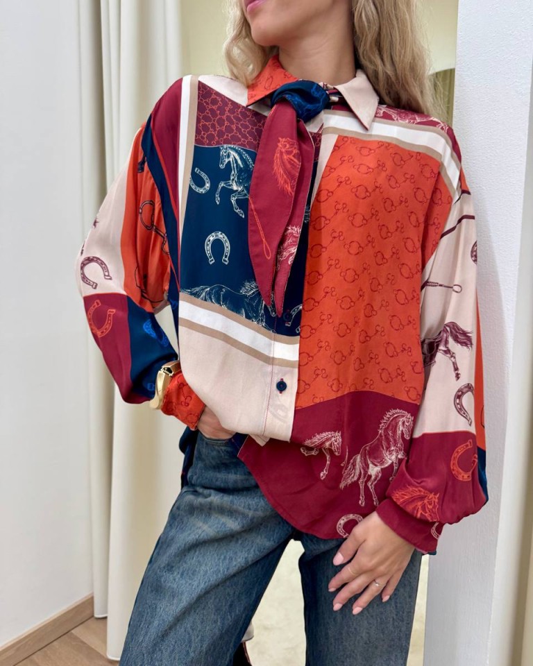 Camicia over fluida fantasia equestrian Tensione In Shop Online Camicia over fluida fantasia equestrian Tensione In