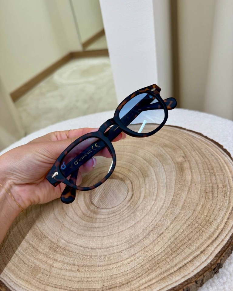 Occhiale da sole Berlino tartarugato blu OS Sunglasses Shop Online Occhiale da sole Berlino tartarugato blu OS Sunglasses