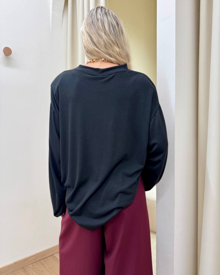 Maglia maniche arricciate nera Tensione In Shop Online Maglia maniche arricciate nera Tensione In