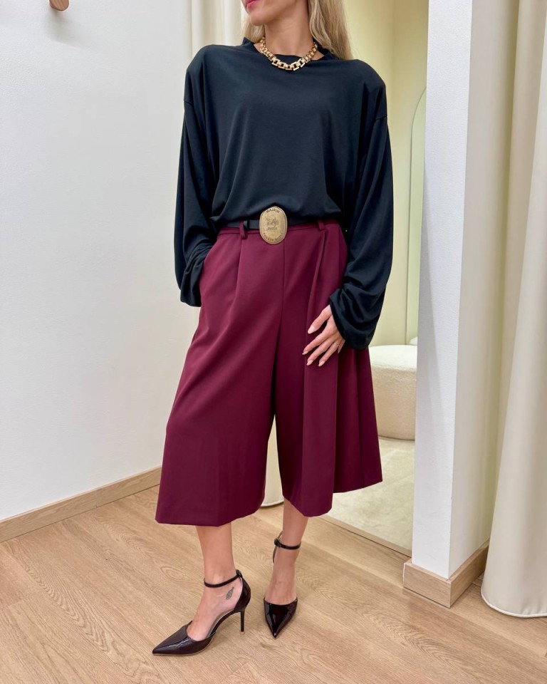 Maglia maniche arricciate nera Tensione In Shop Online Maglia maniche arricciate nera Tensione In