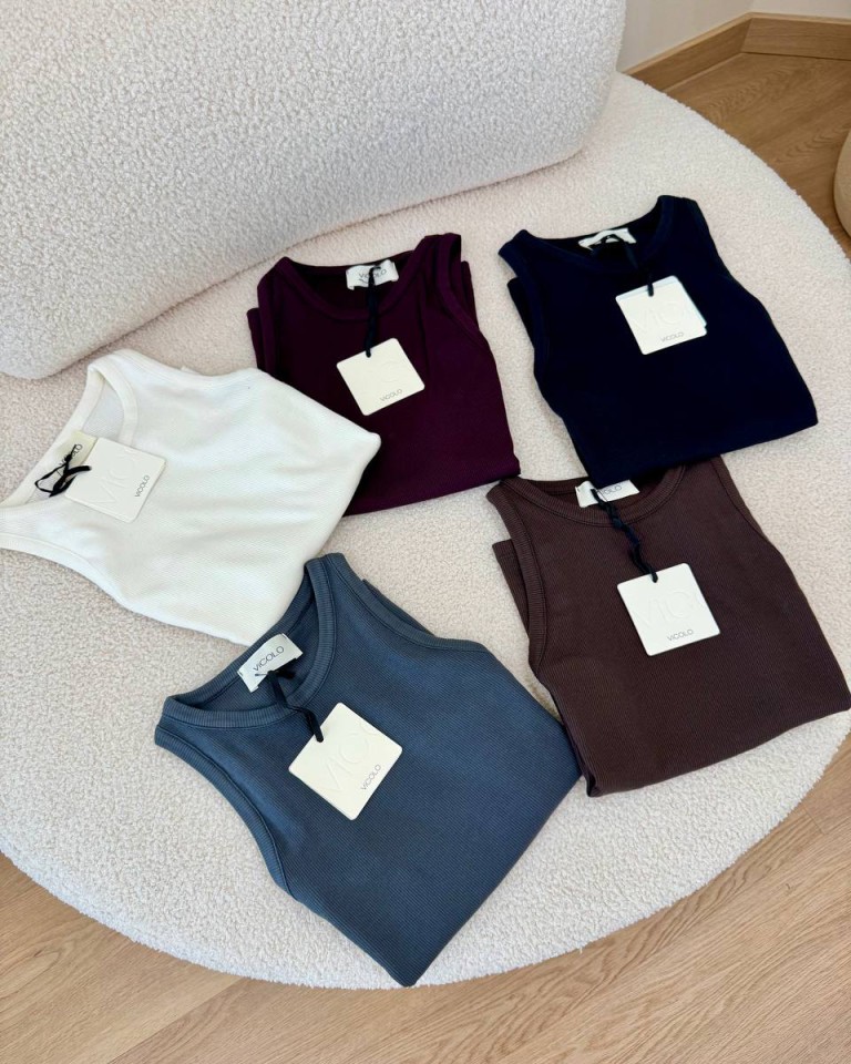 Canotta scollo americana moro Vicolo Shop Online Canotta scollo americana moro Vicolo