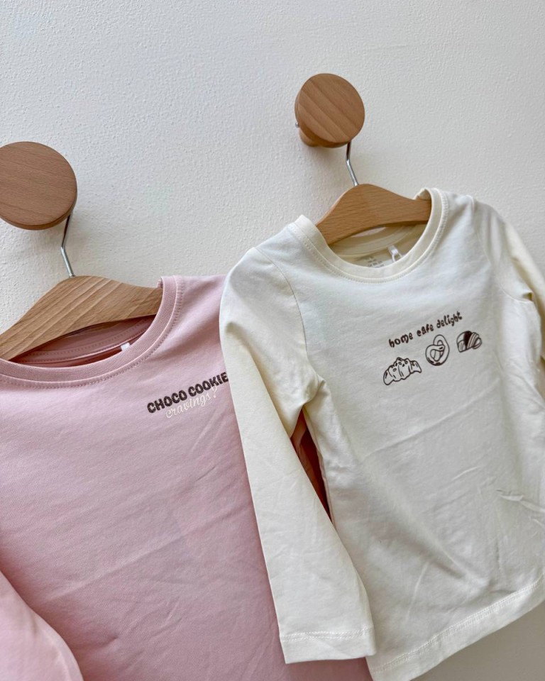 Maglia rosa stampa "choco cookie" Name It Shop Online Maglia rosa stampa "choco cookie" Name It