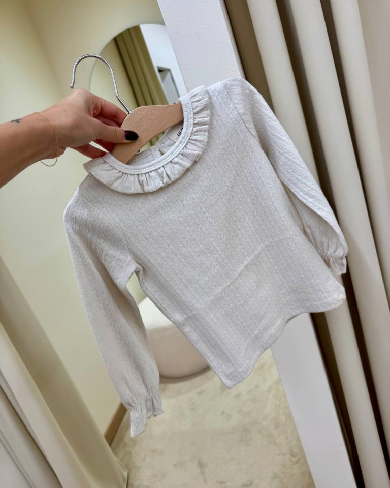 Maglietta costine lavorate e rouches avorio Lil'Atelier Shop Online Maglietta costine lavorate e rouches avorio Lil'Atelier