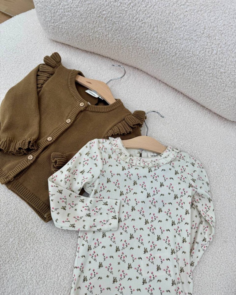 Maglietta avorio stampa floreale e rouches Lil'Atelier Shop Online Maglietta avorio stampa floreale e rouches Lil'Atelier