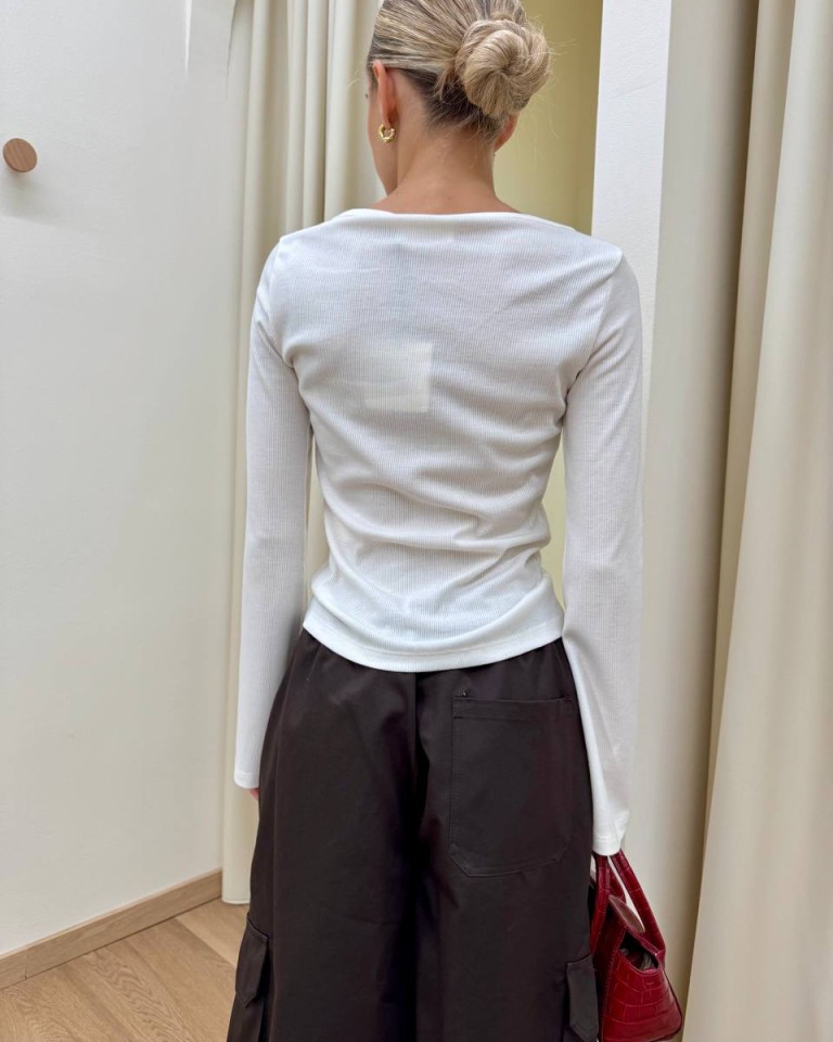 Maglia a costine scollo barchetta panna Vicolo Shop Online Maglia a costine scollo barchetta panna Vicolo